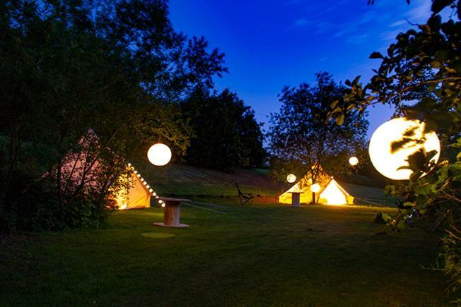 Lloyds Meadow Glamping 호텔 체스터 외부 사진